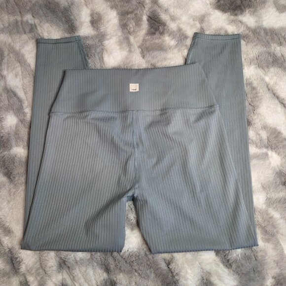 vuori Inversion Rib Legging - Picture 5 of 5